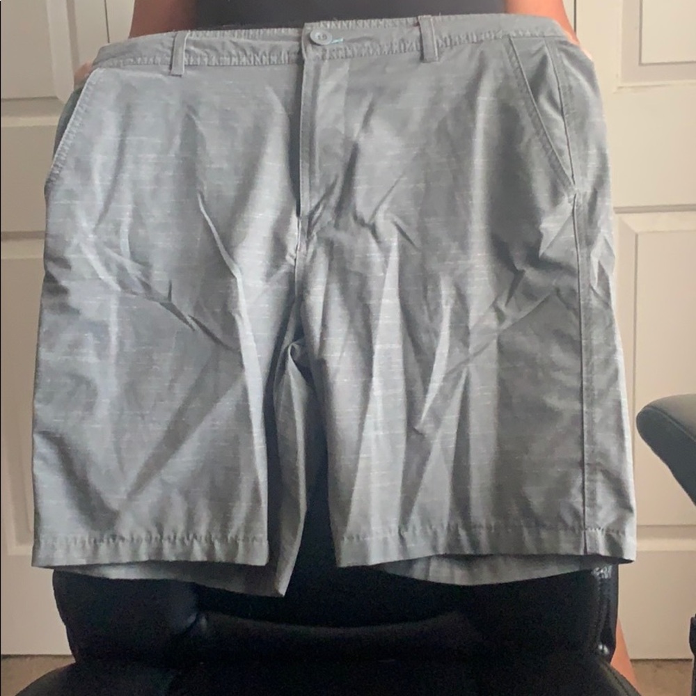 Men’s dress shorts size 34